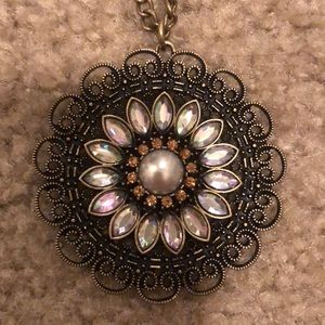 AUTHENTIC Altar’d State necklace(NWT)